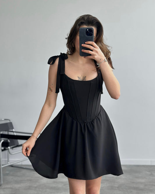 Mini haljina Freya - crna